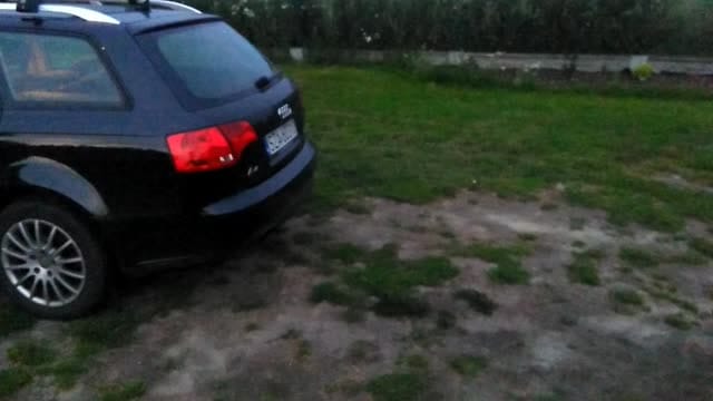 Audi A4 19tdi Pd Dymi Na Czarno Przy Dodawaniu Gazu